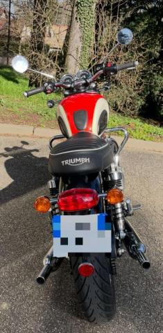 Triumph Bonneville image 3