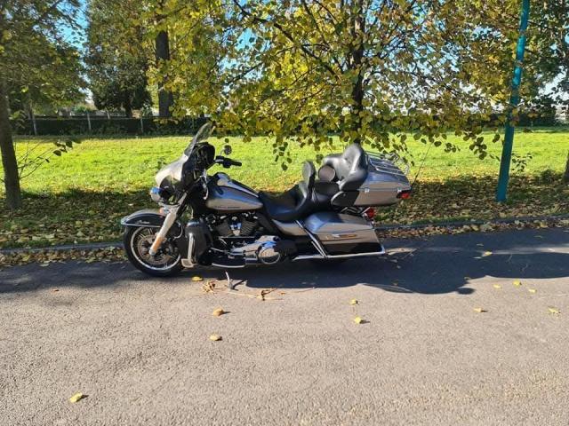 Harley Davidson Electra Glide image 1