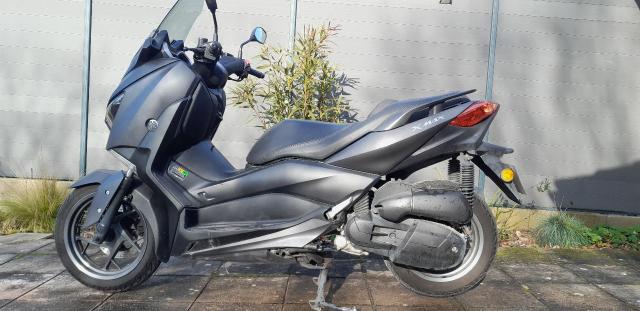 Yamaha X Max 