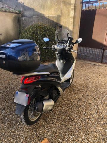 Piaggio Medley image 3