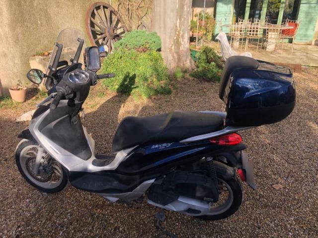 Piaggio Medley image 1
