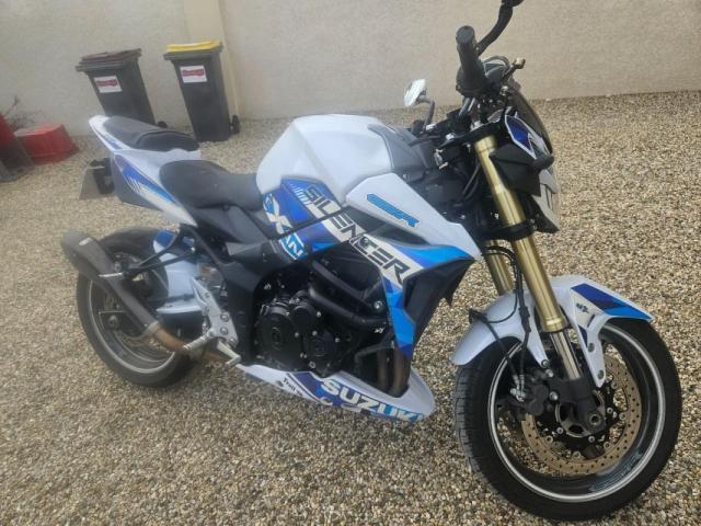 Suzuki Gsr 