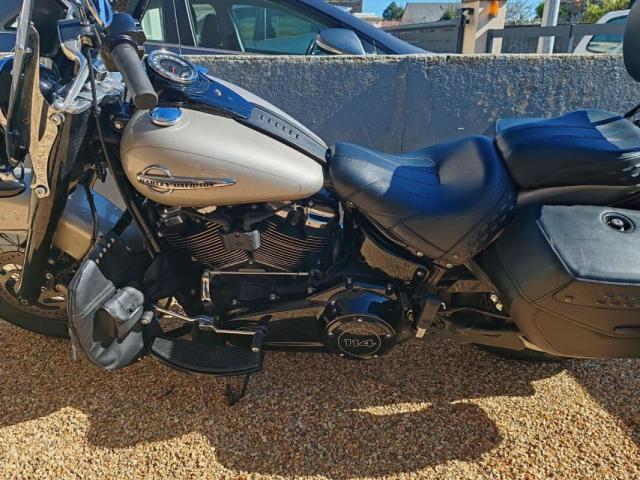 Softail Heritage image 1