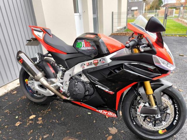 Aprilia Rsv4 