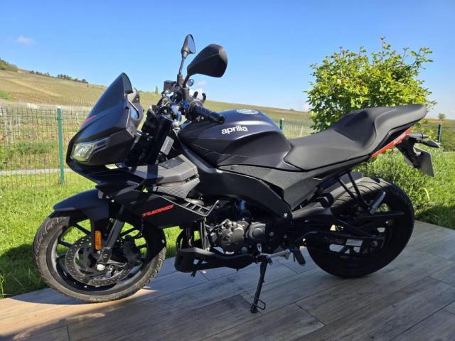 Aprilia Tuono 