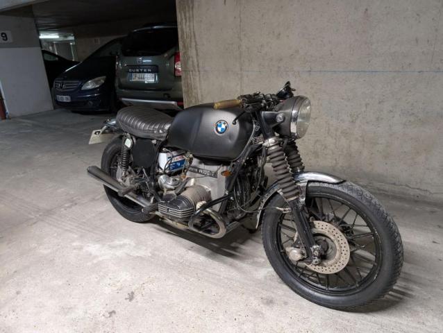 R 100 image 3