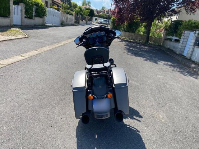 Street Glide image 3