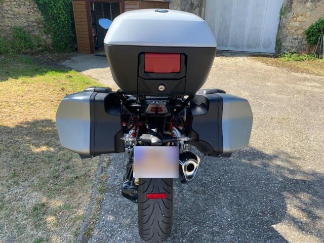 R1200 R image 1