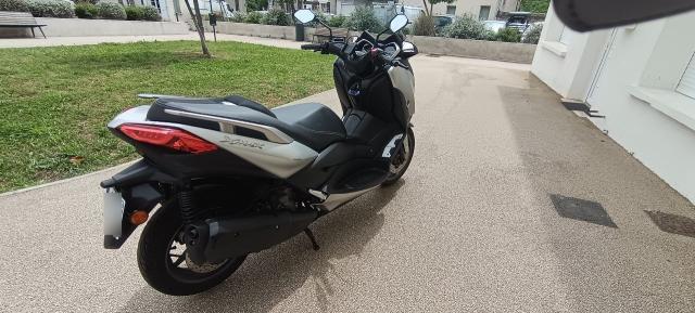 X Max image 3