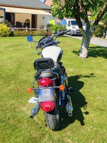 Bonneville T100 image 1