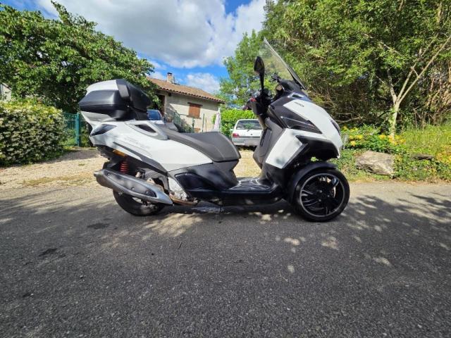 Peugeot Metropolis 400 Sw 