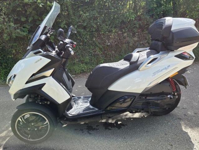 Peugeot Metropolis 400 Sw image 1