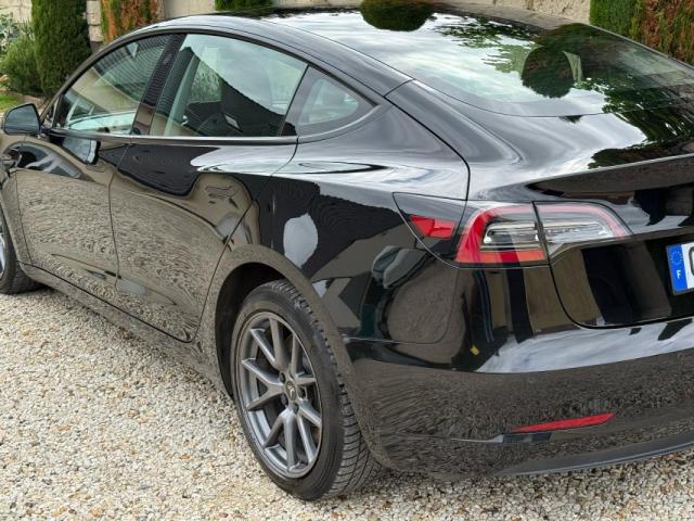 Tesla Model 3 image 1