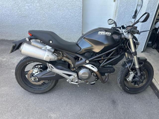 Ducati Monster 