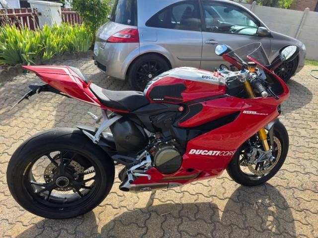 Panigale image 2