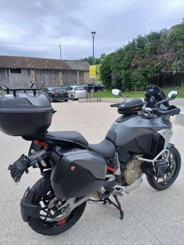 Multistrada V4 image 3
