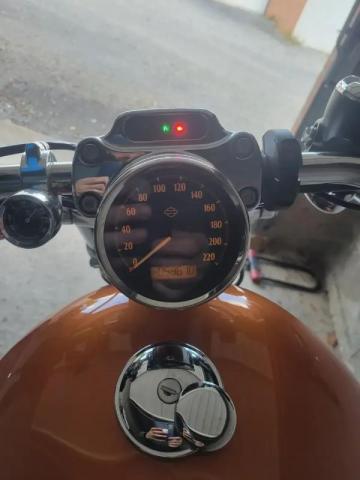 Sportster Custom image 2