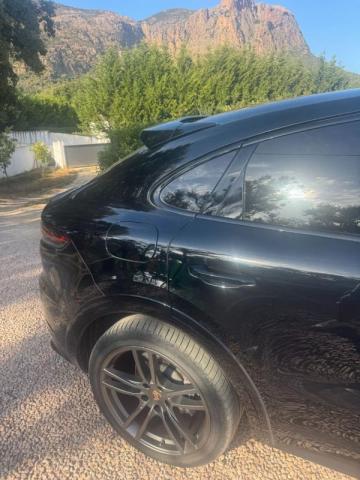 Porsche Cayenne image 1