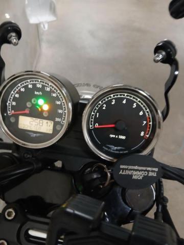Moto Guzzi V7 850 Special 100th Anniversary image 3