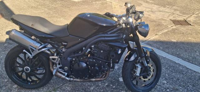 Triumph Speed Triple 