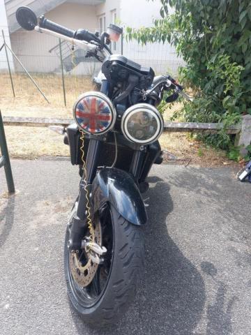 Speed Triple image 2