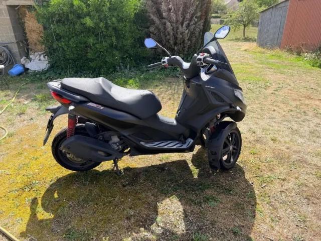 Piaggio Mp3 image 1