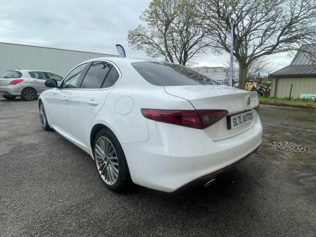 Alfa Romeo Giulia image 6