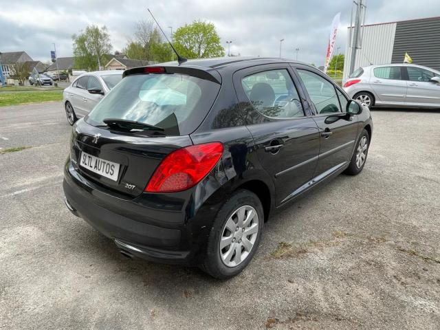 Peugeot 207 image 8