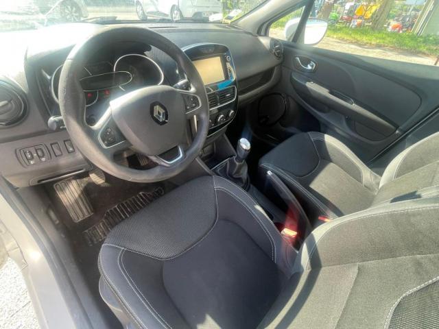 Renault Clio image 1