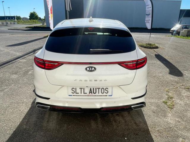 Kia Proceed image 9