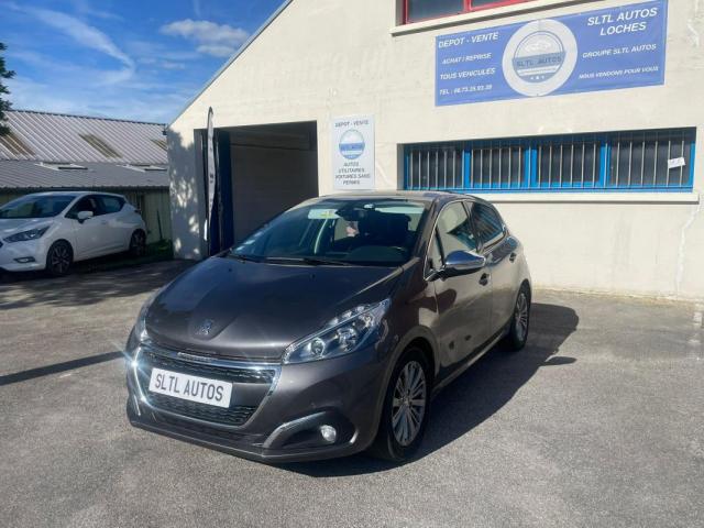 Peugeot 208 Automatique 2018 - Toit Ouvrant Caméra Attelage Garantie 6 Mois Reprise Possible