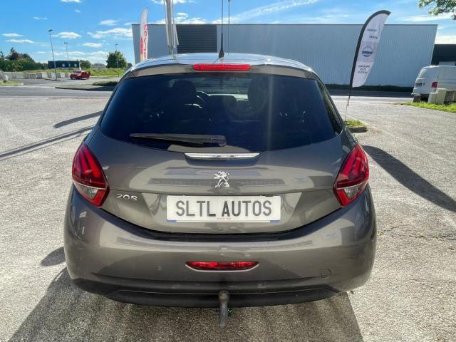 Peugeot 208 image 9