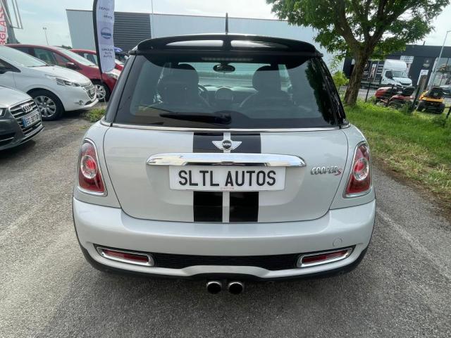 Mini Cooper image 1