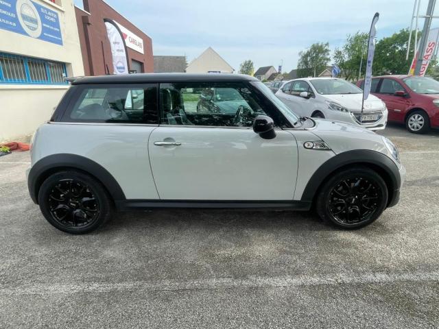 Mini Cooper image 5
