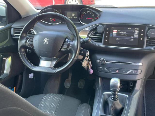 Peugeot 308 image 5