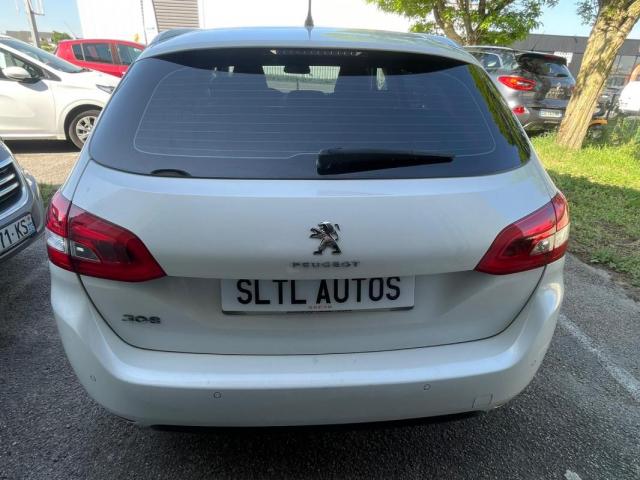Peugeot 308 image 1