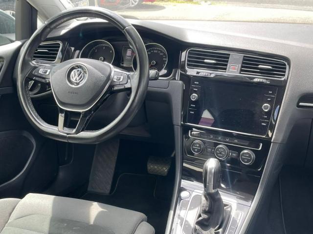 Volkswagen Golf image 7