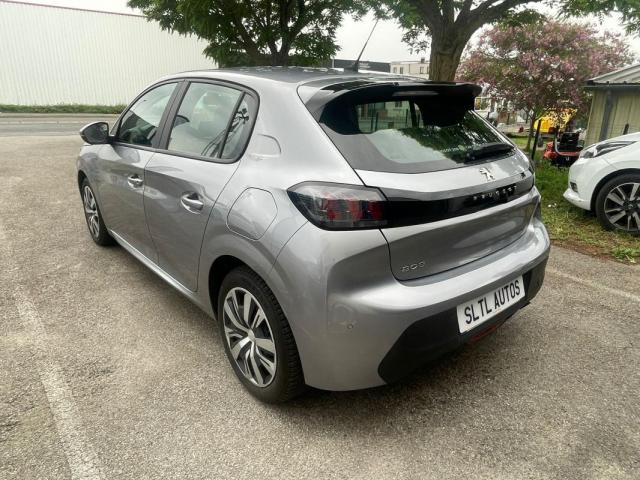 Peugeot 208 image 2