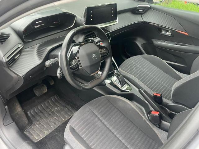 Peugeot 208 image 3