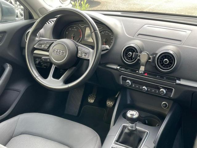 Audi A4 image 4