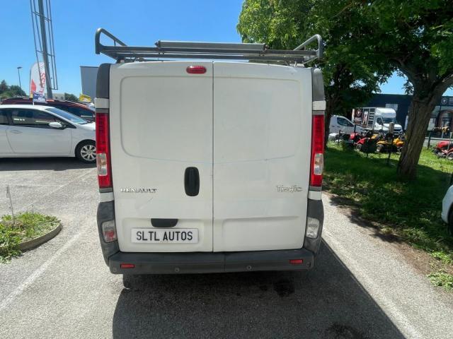 Renault Trafic image 1