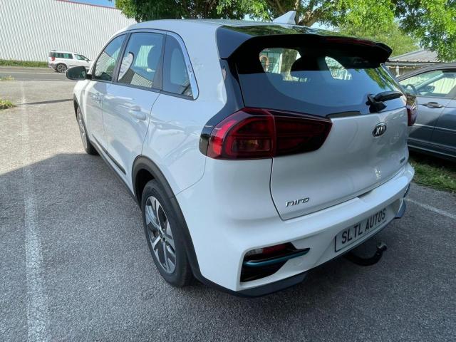 Kia Niro image 5