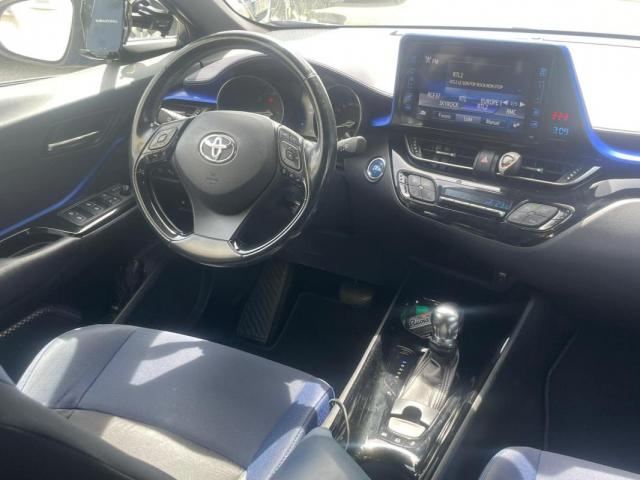Toyota C-Hr image 1