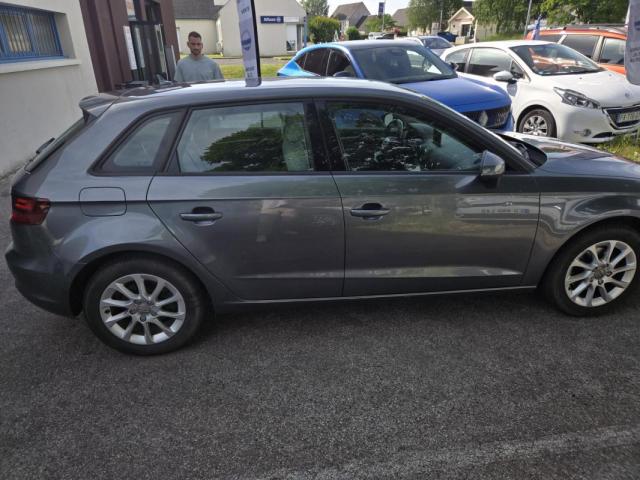 Audi A3 image 2