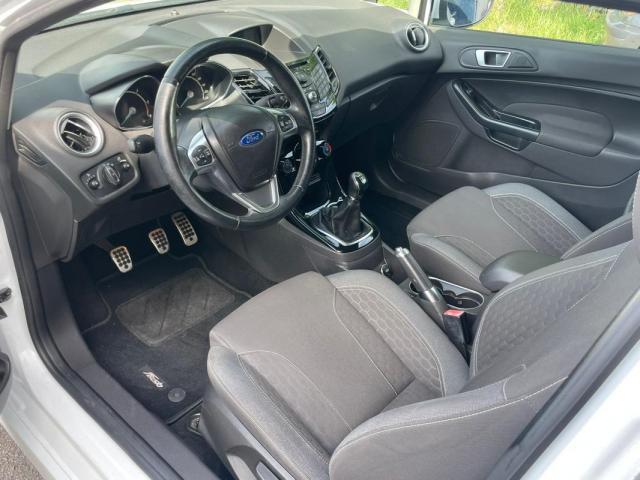 Ford Fiesta image 7