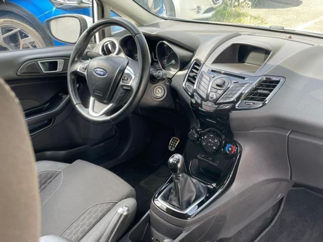 Ford Fiesta image 9