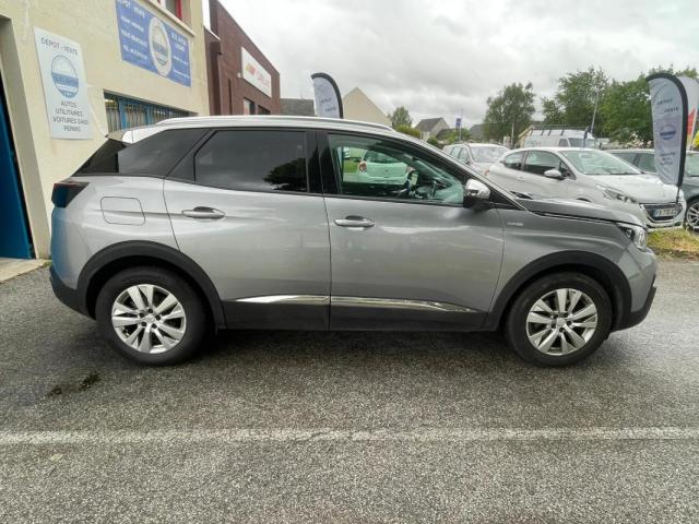 Peugeot 3008 image 1