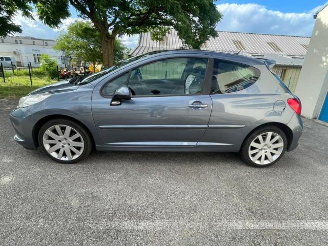 Peugeot 207 image 9