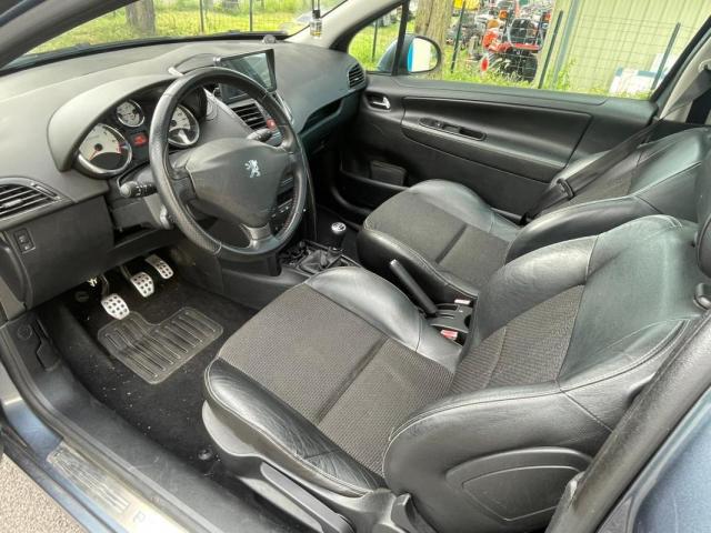Peugeot 207 image 7
