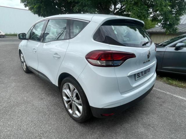 Renault Scénic image 2